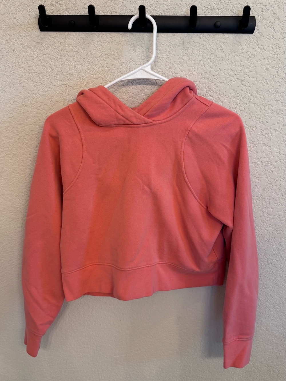 lululemon athletica Coral Cropped Hoodie Sweatshirt size 2